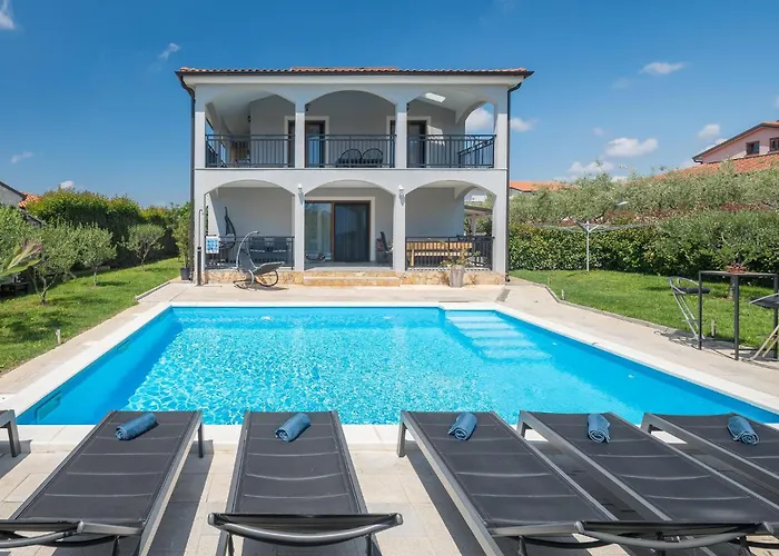 Gorgeous In With Wifi *